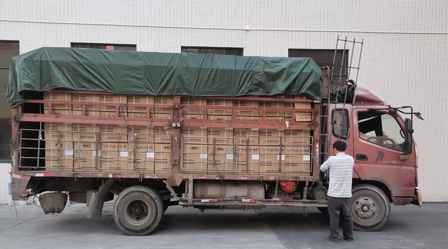 15天，金環(huán)電器順利完成電商客戶的內(nèi)衣干衣機(jī)出貨